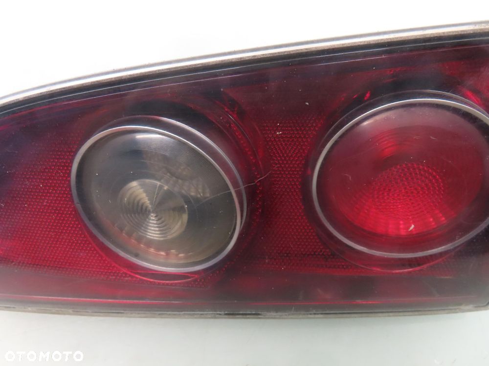 LAMPA PRAWA TYLNA KLAPA SEAT CORDOBA II (6L2) 964720 6L6945231 - 6