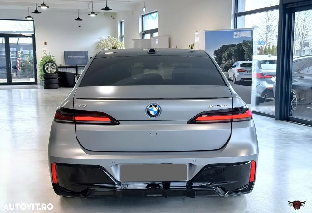 BMW i7 xDrive60 - 7