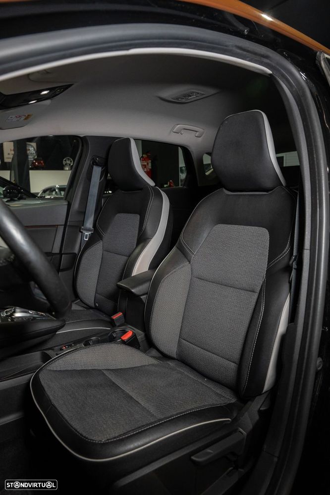 Renault Captur 1.6 E-Tech Plug-In Intens - 15