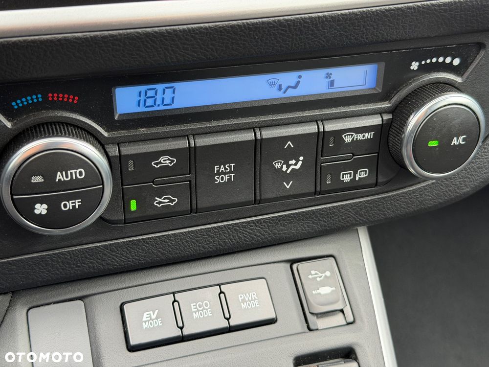 Toyota Auris 1.8 HSD Prestige NAVI - 23