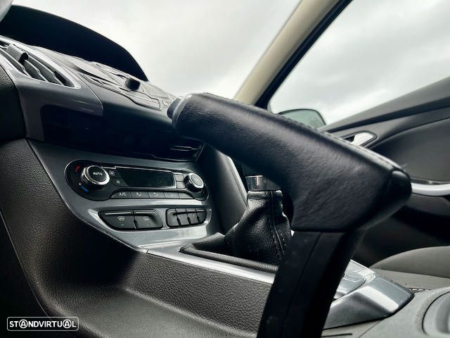 Ford Focus 1.0 EcoBoost S&S Titanium - 16