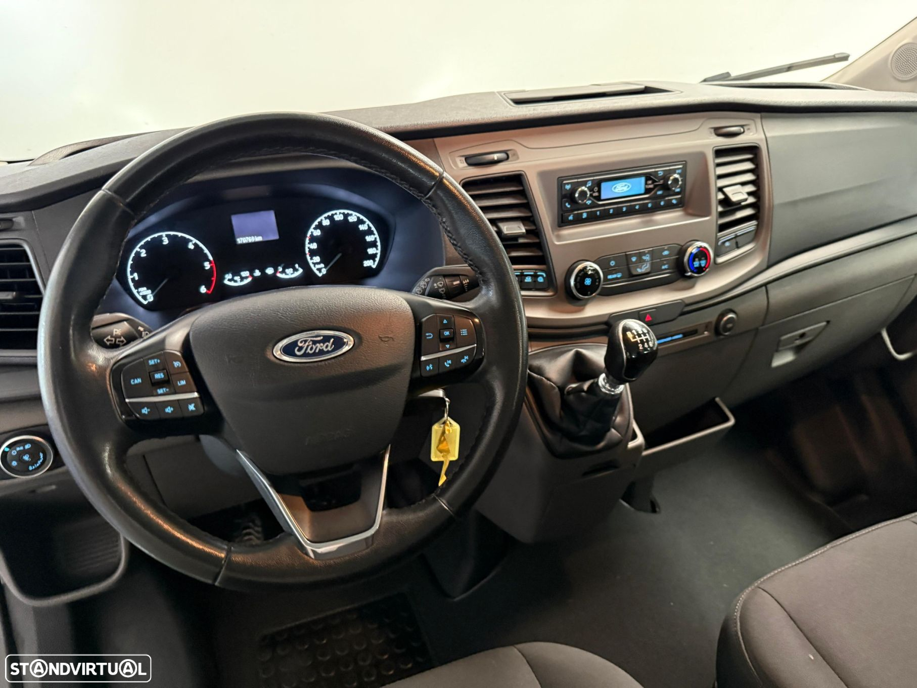 Ford Transit Outro - 7