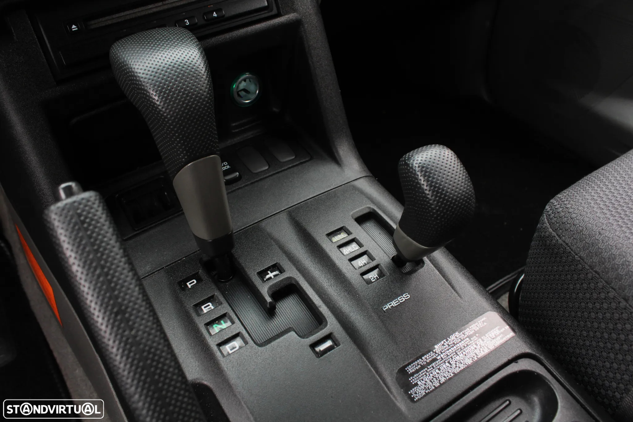 Mitsubishi Pajero 3.2 DI-D GLS ABS+CA - 47