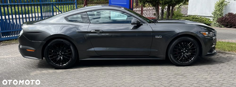 Ford Mustang 5.0 V8 GT - 28