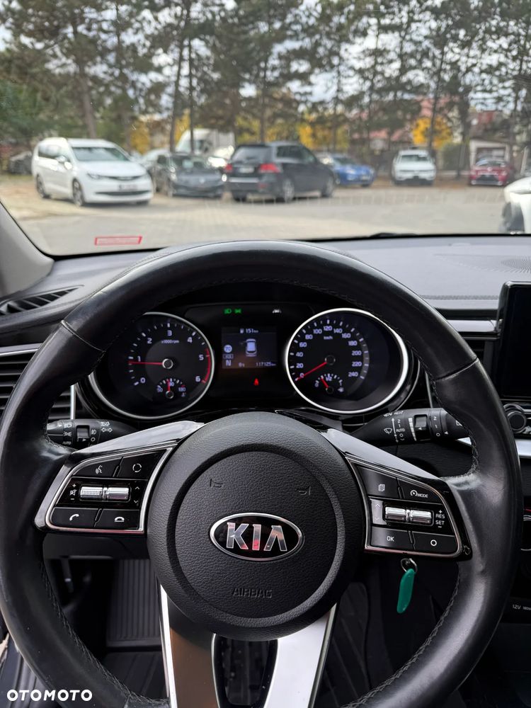 Kia Ceed 1.6 CRDi SCR L Business Line Plus - 10