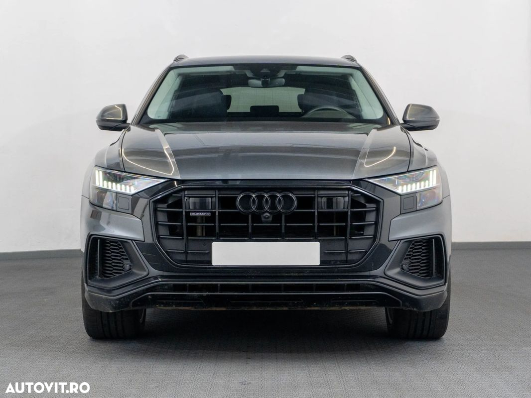 Audi Q8 - 4