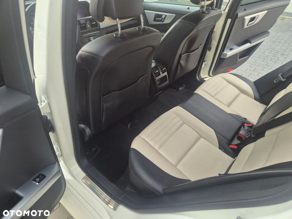 Mercedes-Benz GLK 220 CDI DPF 4Matic BlueEFFICIENCY 7G-TRONIC Edition 1 - 9