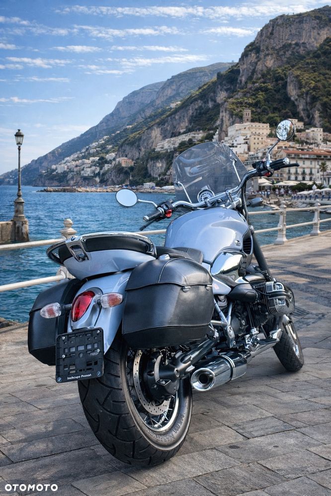 BMW R - 1