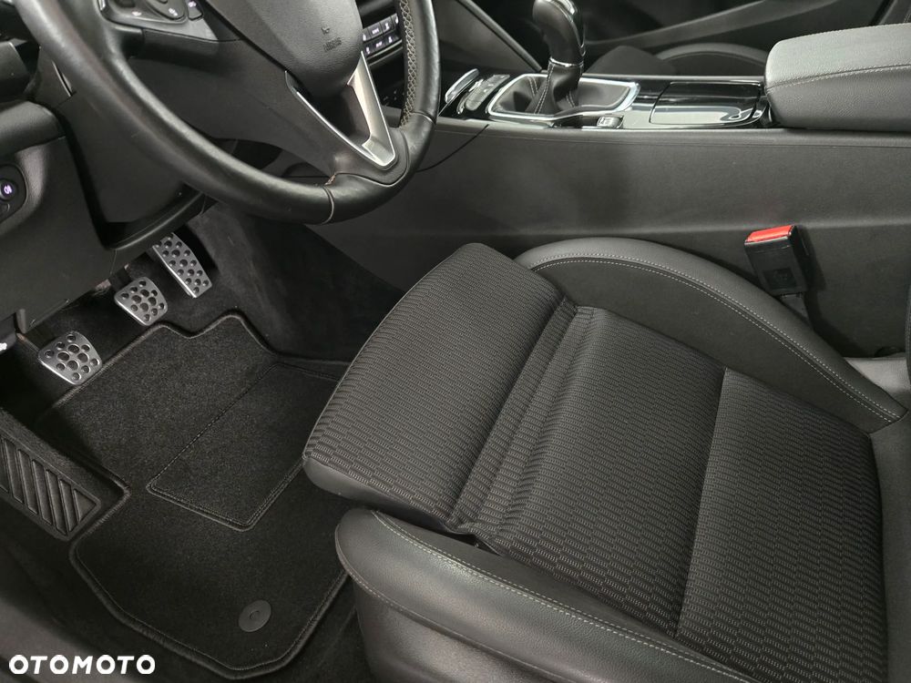 Opel Insignia 2.0 Ultimate Exclusive - 22