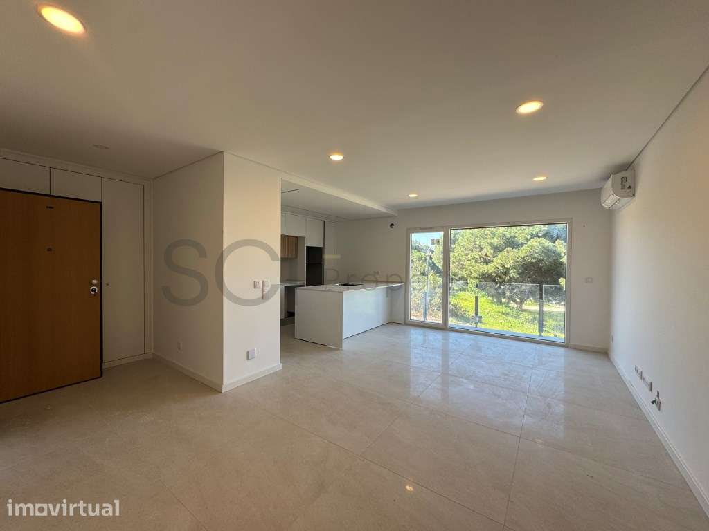 Apartamento T1 Quinta Santa Teresa Parqueamento Arrecadação - Grande imagem: 3/23