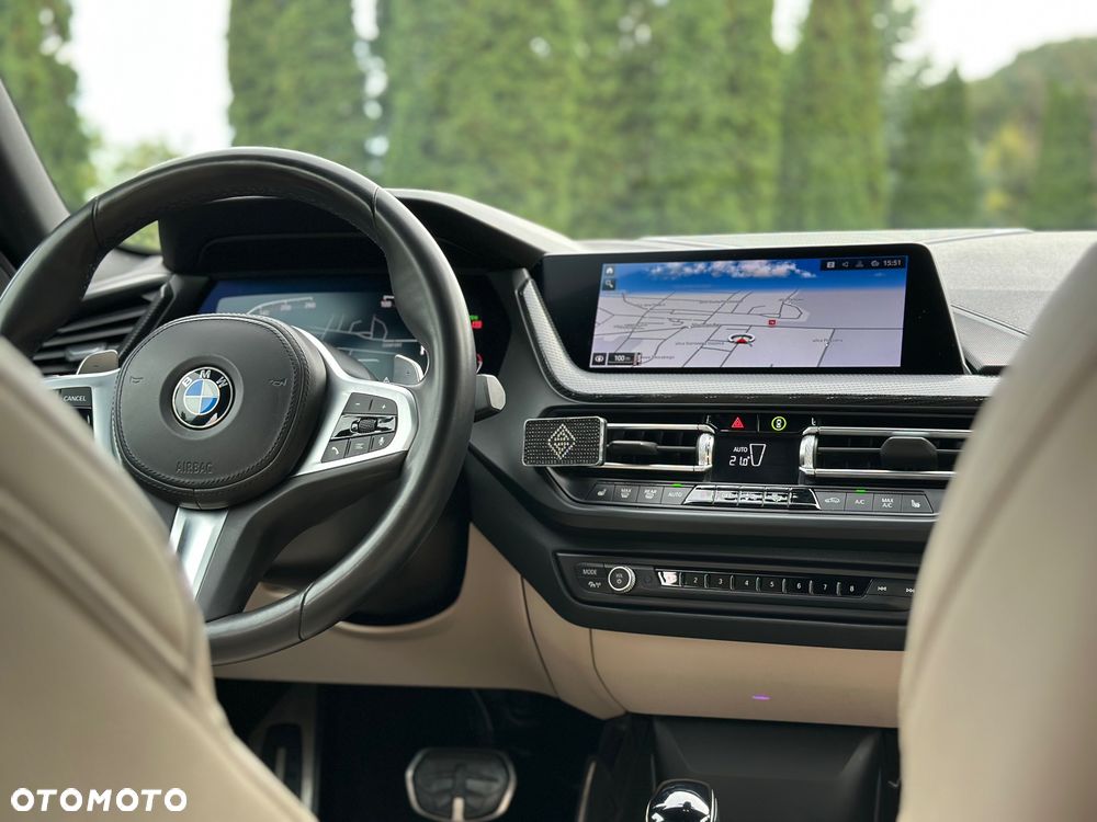 BMW Seria 2 218d M Sport sport - 15