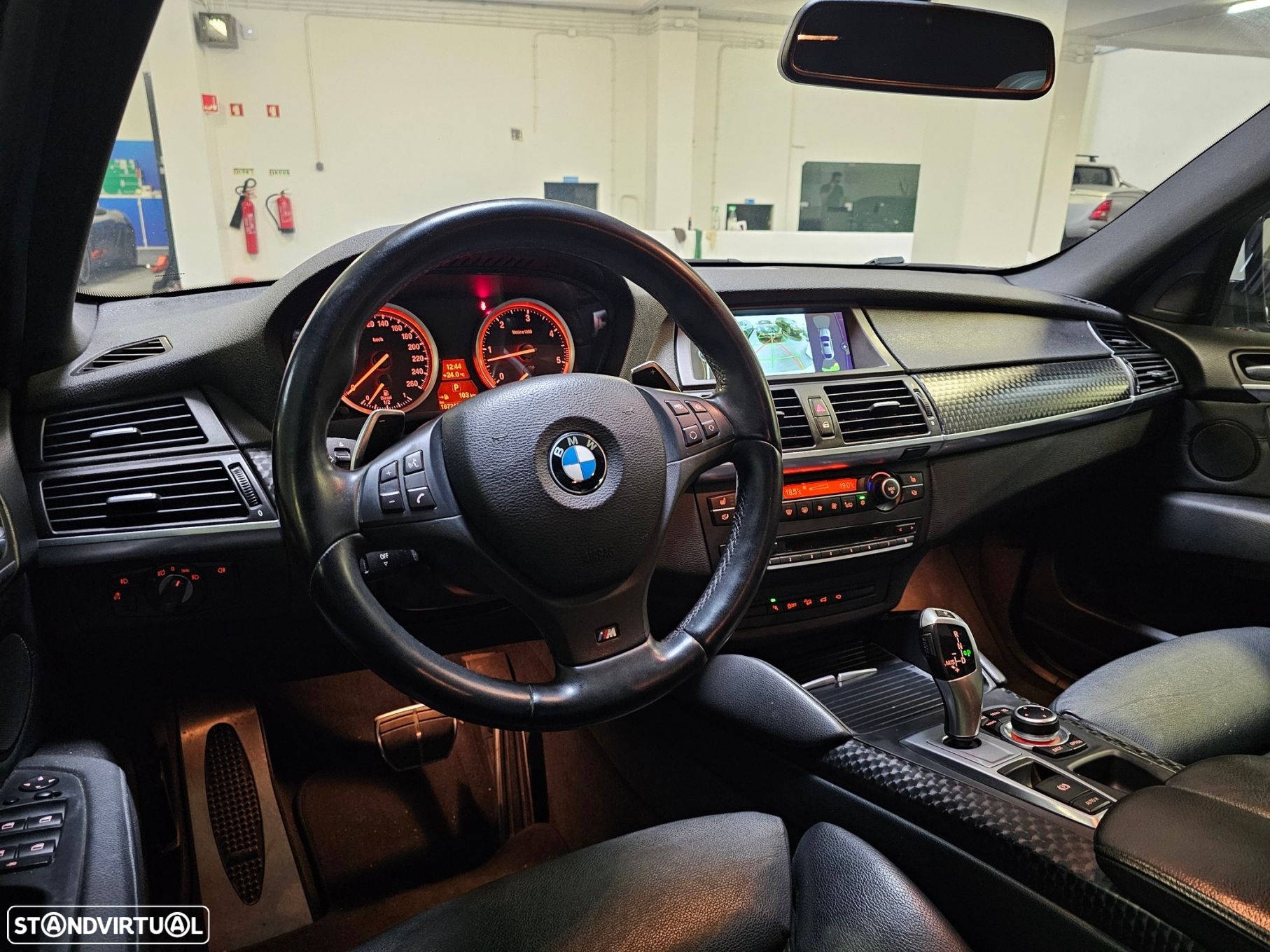 BMW X6 xDrive40d - 13