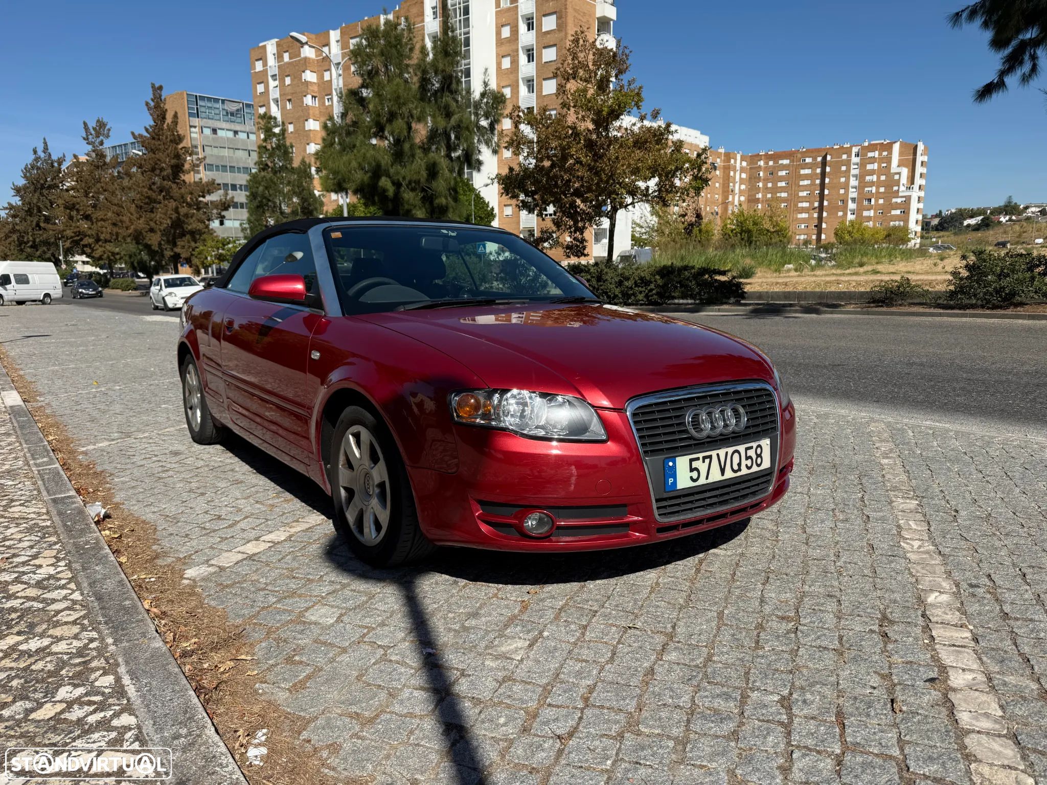 Audi A4 Cabrio 1.8 T Exclusive Multi. - 1