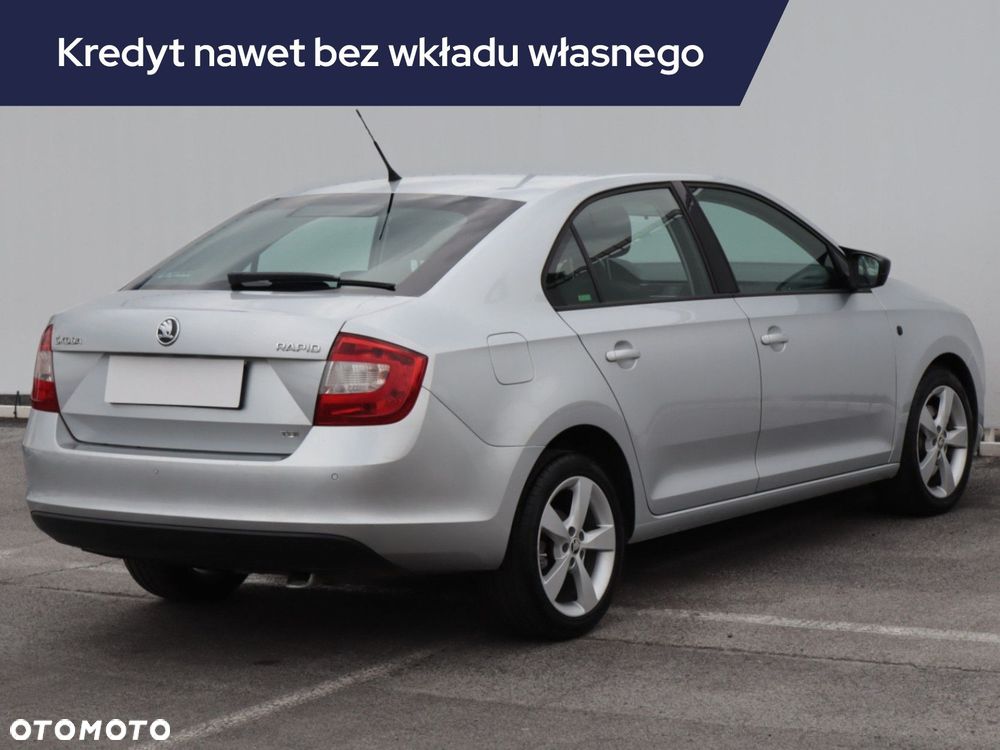 Skoda RAPID - 7