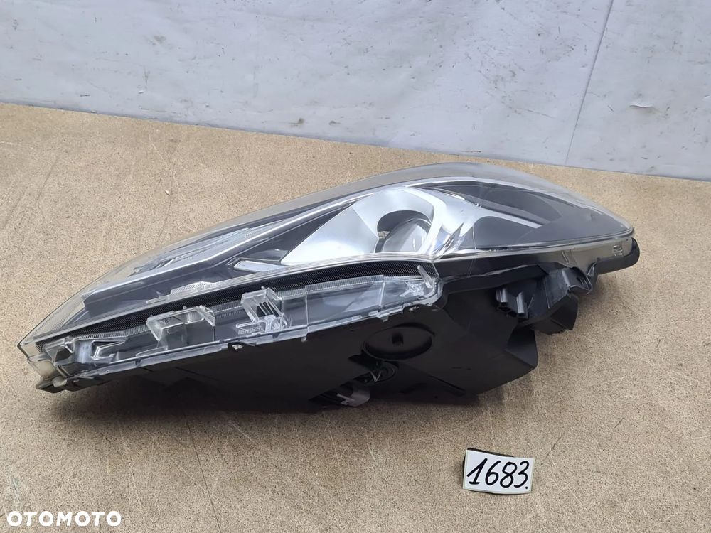 TOYOTA YARIS III 3 LIFT 17-20 LAMPA LEWA LEWY PRZÓD PRZEDNIA 81170-ODK10 - 6