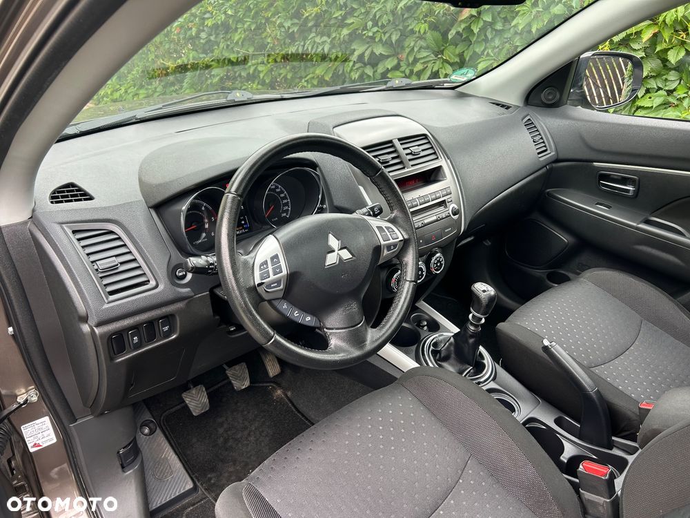 Mitsubishi ASX 1.8 DI-D 2WD Intense - 21