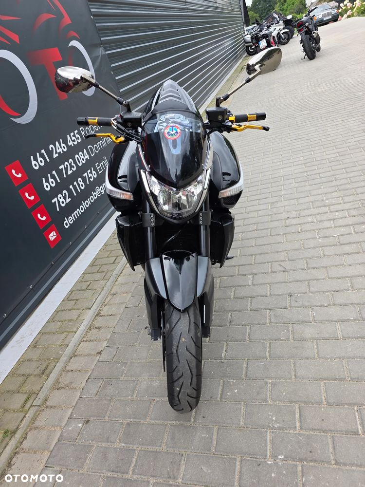 Suzuki GSX - 15