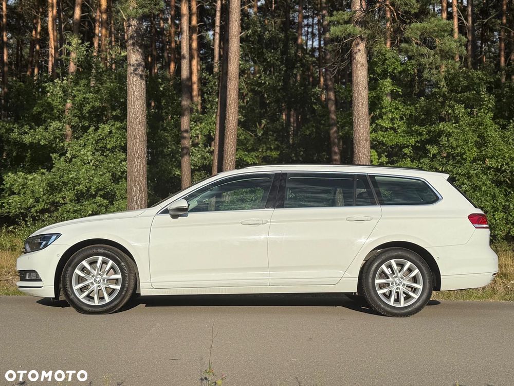 Volkswagen Passat - 5