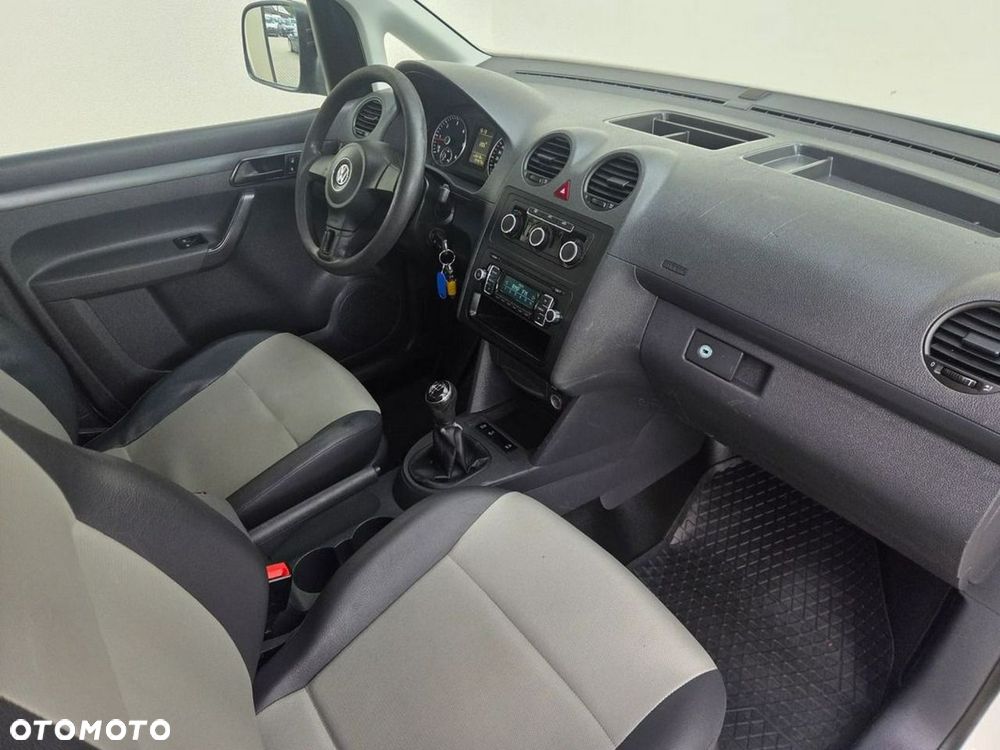 Volkswagen Caddy - 10