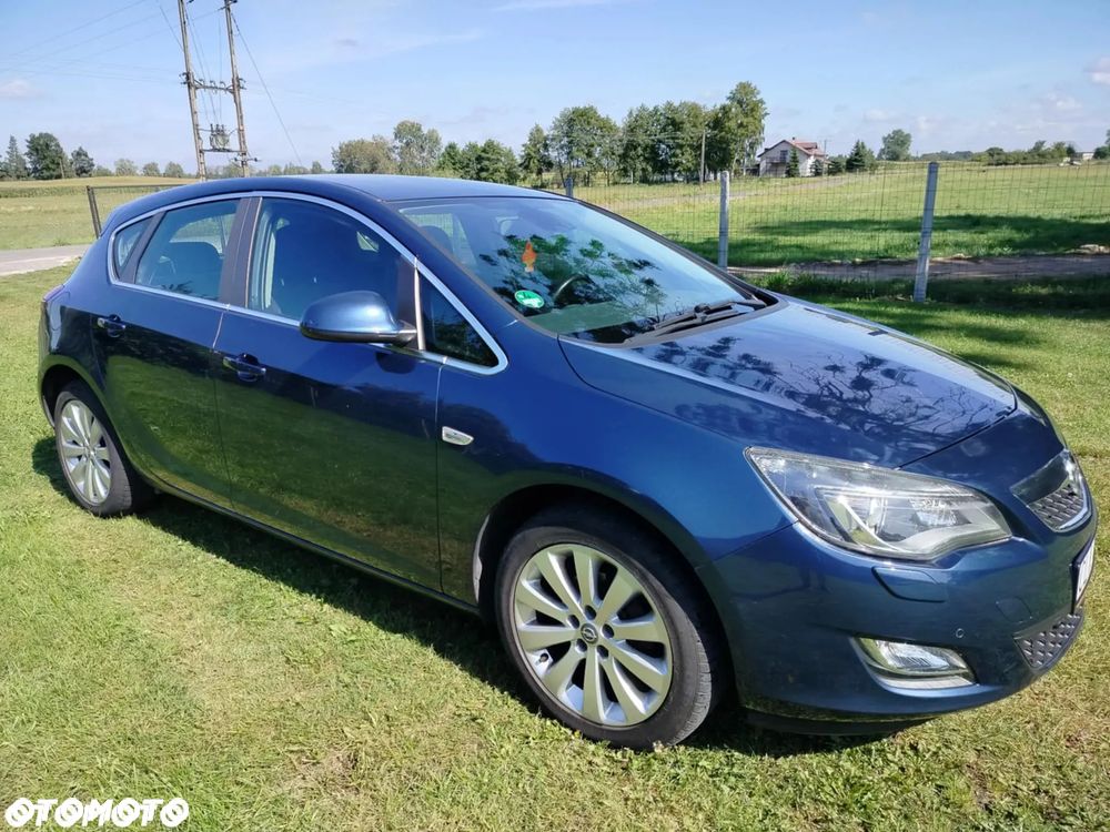 Opel Astra IV 1.4 T Cosmo - 1