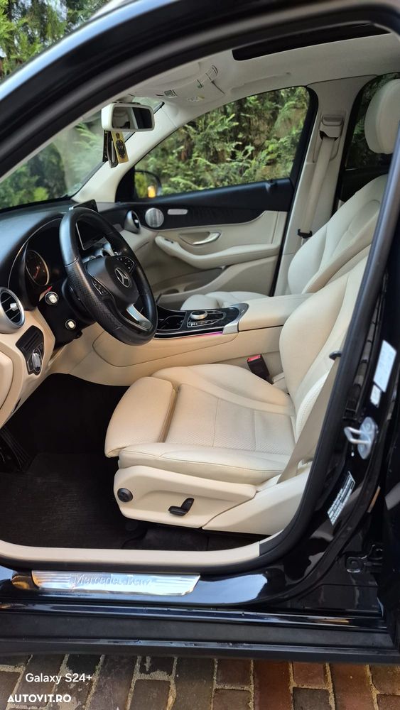 Mercedes-Benz GLC - 12