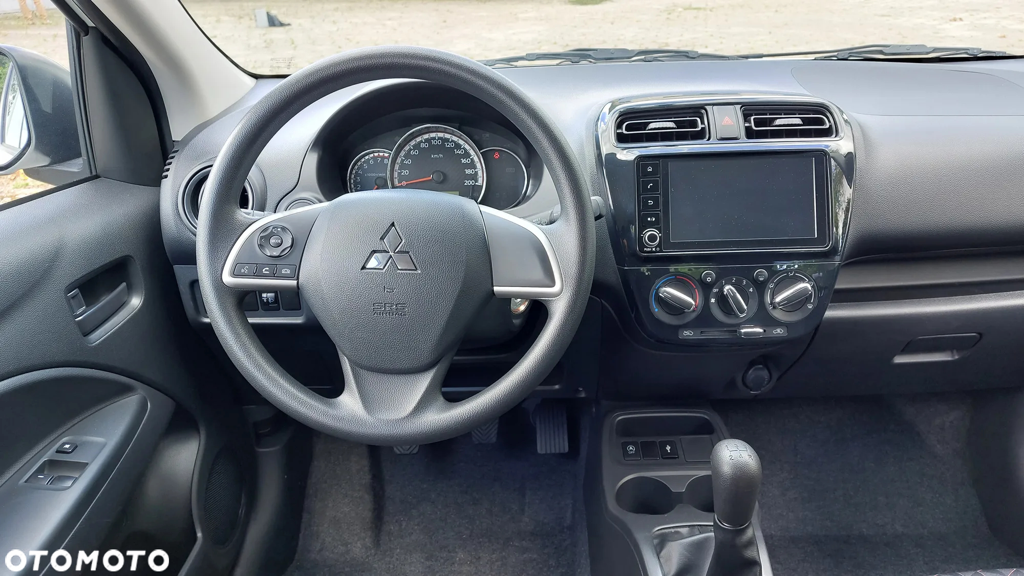 Mitsubishi Space Star 1.2 AS&G Intense - 11