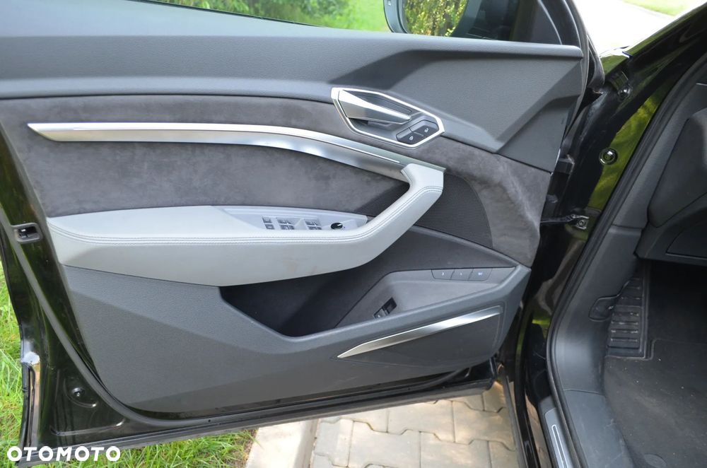 Audi e-tron 50 Quattro S line - 10