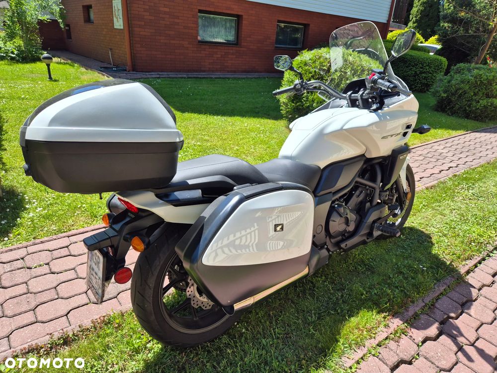 Honda CTX - 6