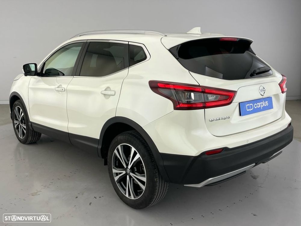 Nissan Qashqai 1.3 DIG-T N-Connecta DCT - 25