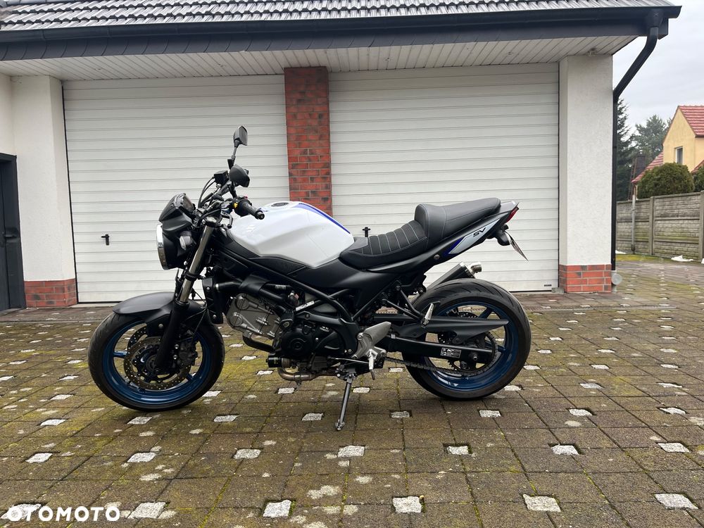 Suzuki SV - 4