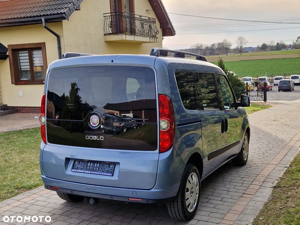 Fiat Doblo 2.0 16V Multijet Emotion - 10