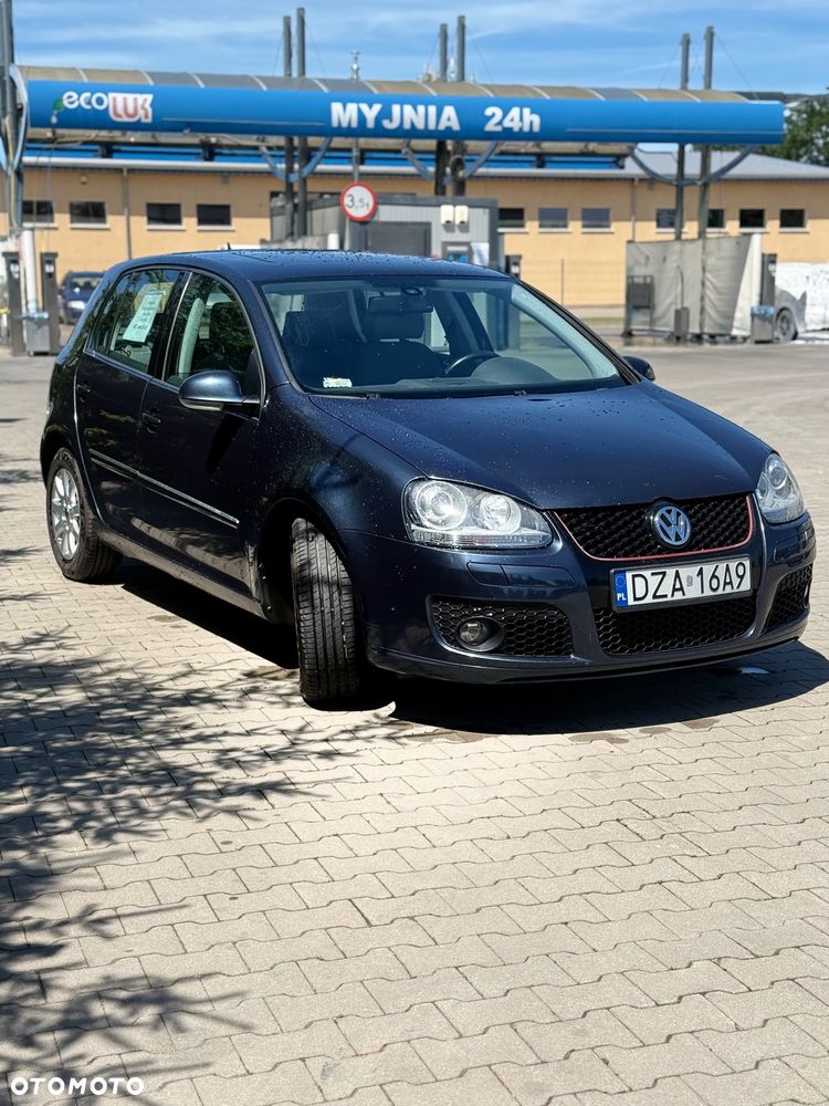 Volkswagen Golf 1.6 FSI Automatik Comfortline - 2