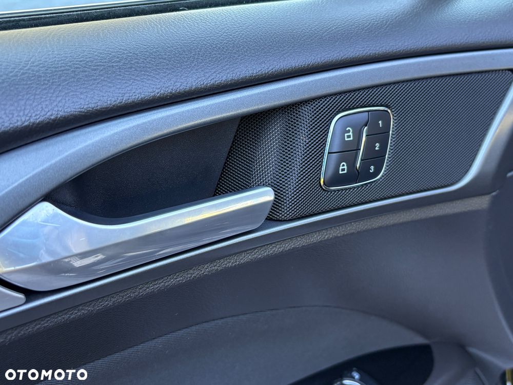 Ford Mondeo 2.0 TDCi Titanium PowerShift - 18