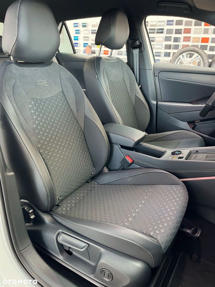 Volkswagen T-Roc 1.5 eTSI R-Line DSG - 8