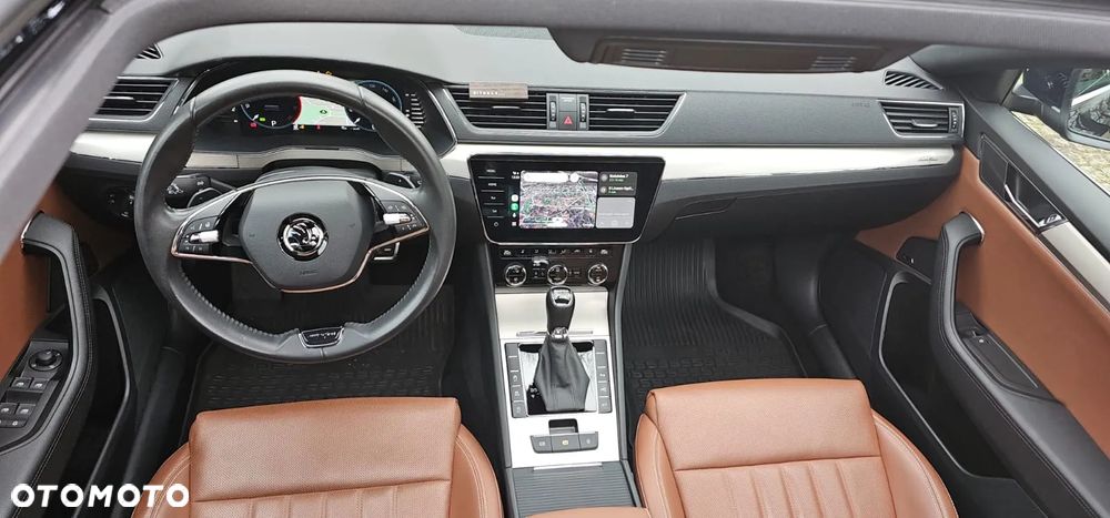 Skoda Superb 2.0 TDI SCR 4x4 L&K DSG - 20