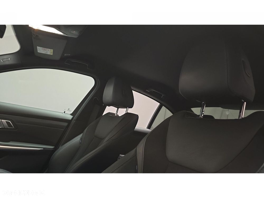 BMW Seria 3 320d xDrive mHEV M Sport - 18