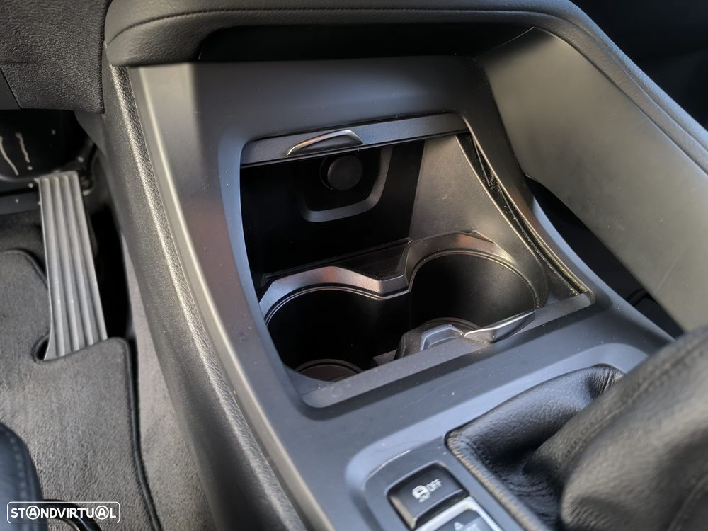 BMW X1 16 d sDrive - 42