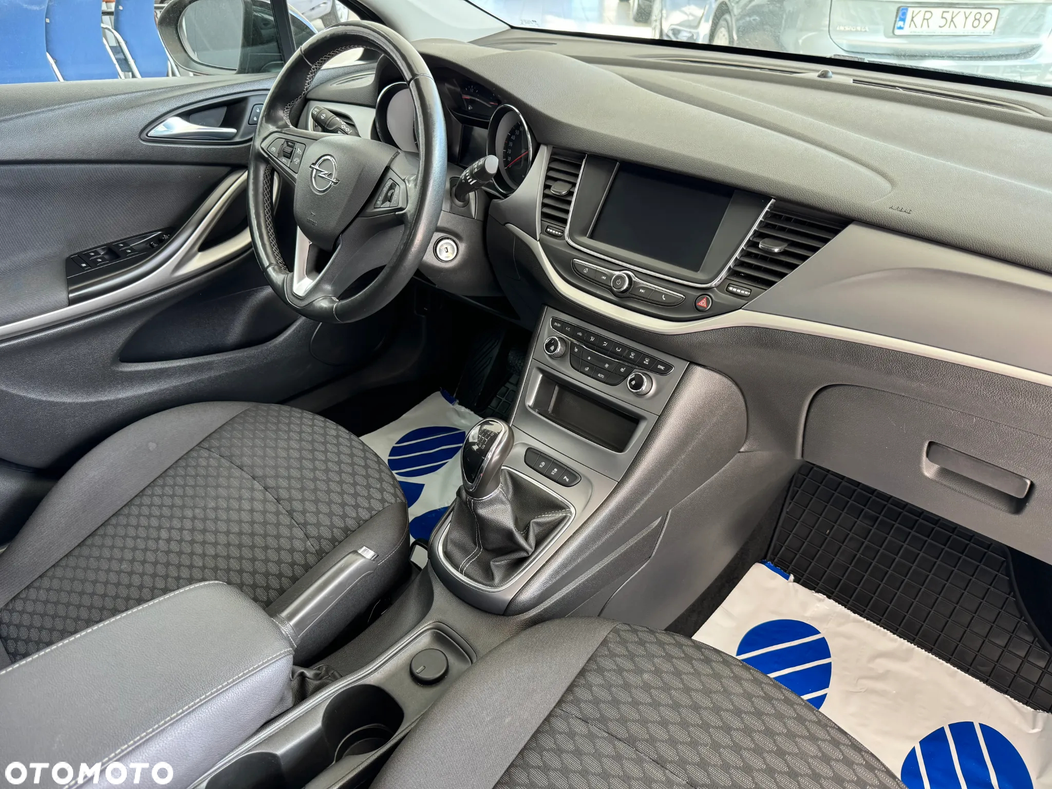 Opel Astra V 1.2 T Edition S&S - 24