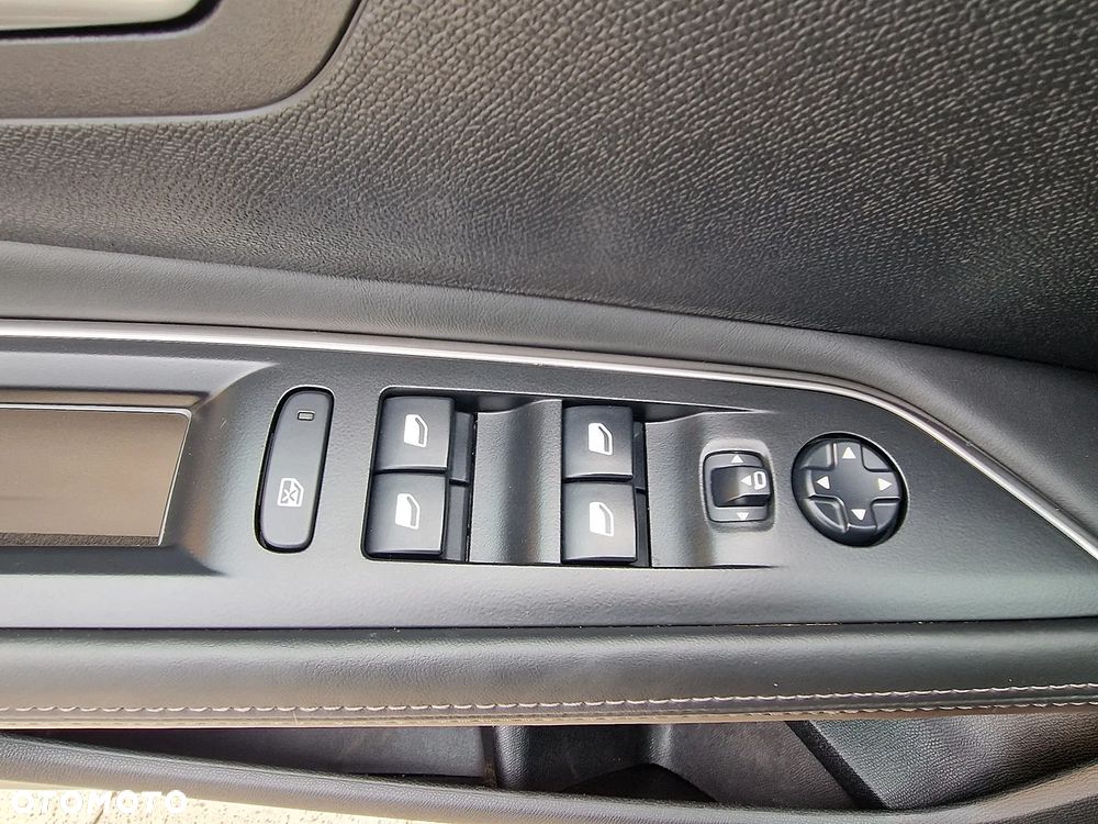 Peugeot 3008 PureTech 130 Stop & Start GPF Active - 12