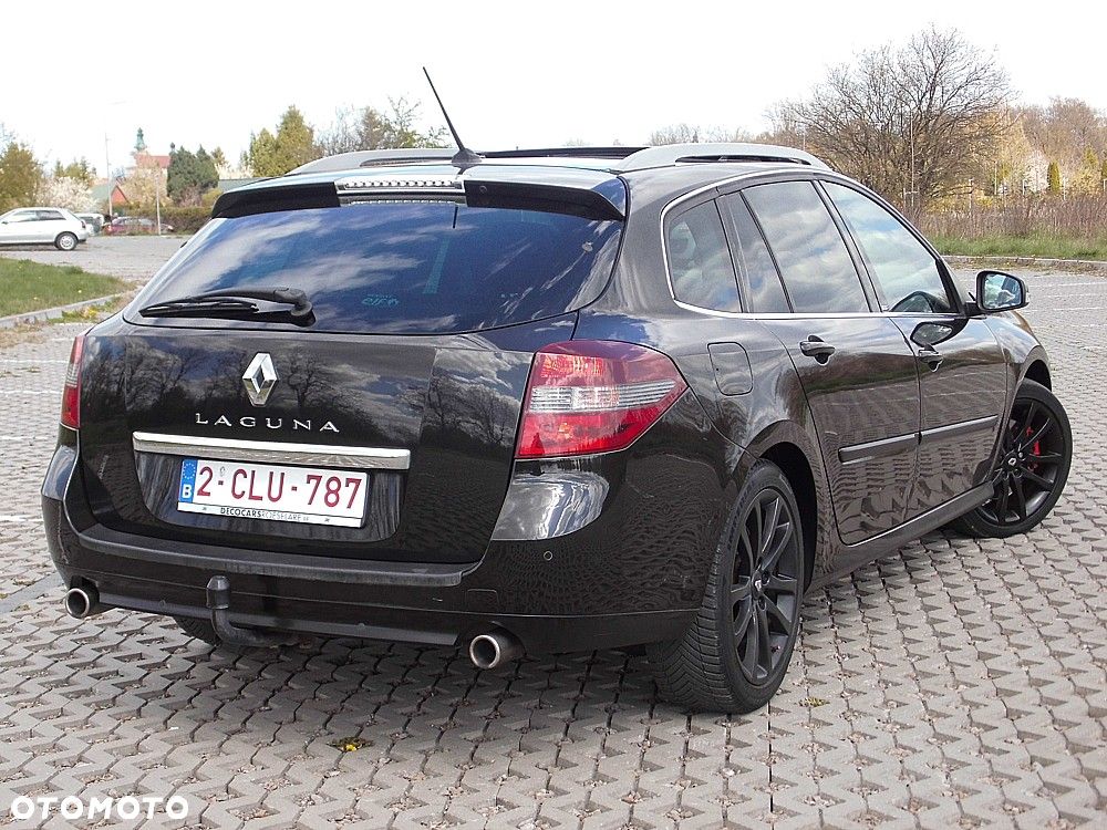 Renault Laguna dCi 180 FAP GT - 11