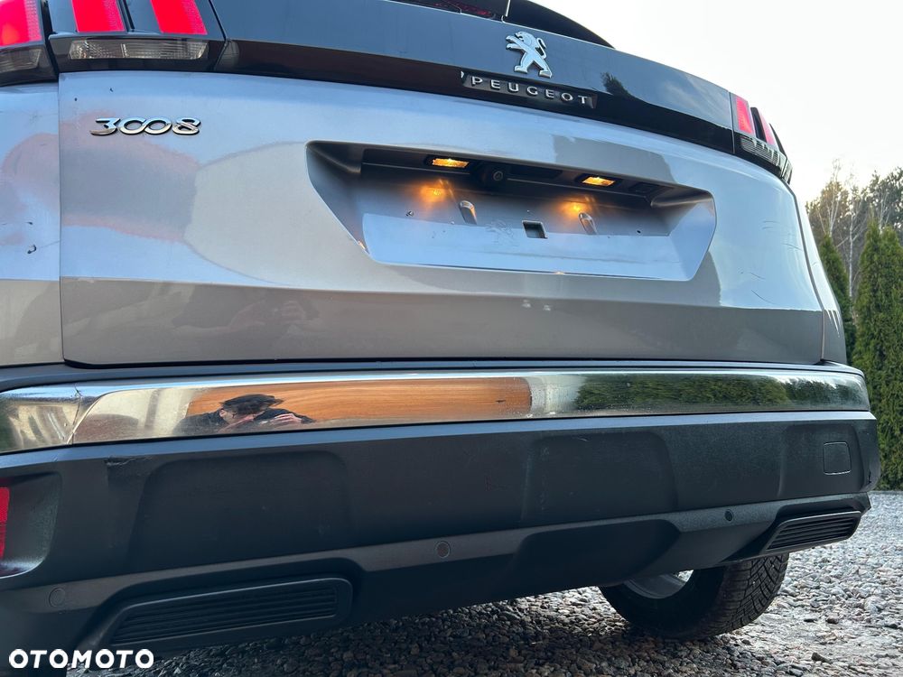 Peugeot 3008 PureTech 130 Stop & Start GPF EAT8 Allure Pack - 21