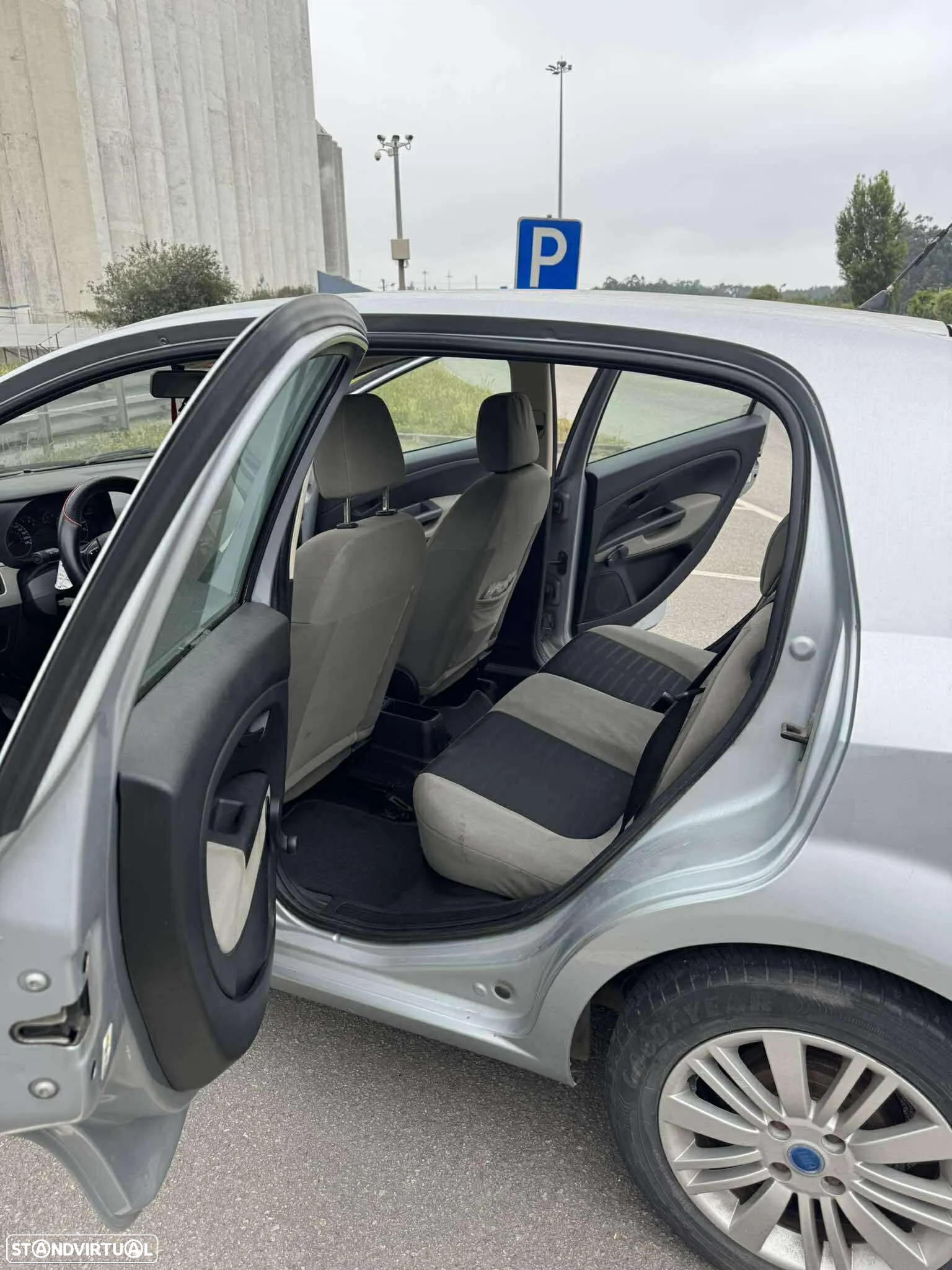 Fiat Grande Punto - 6
