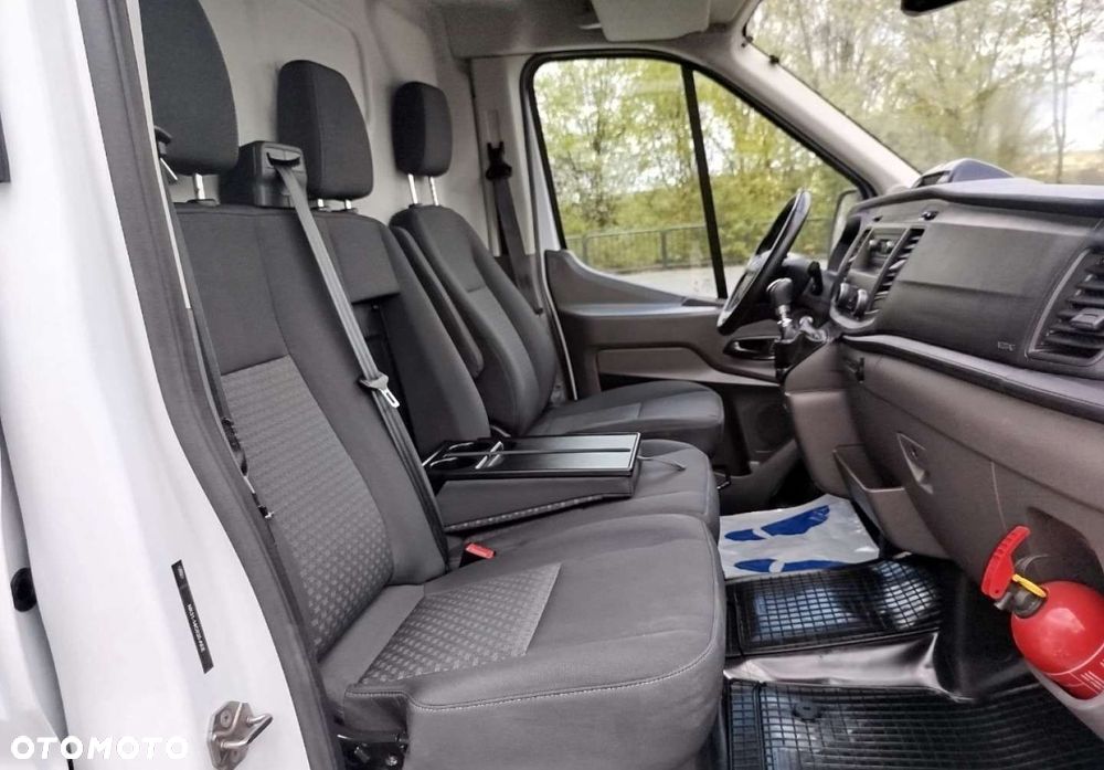 Ford Transit - 21
