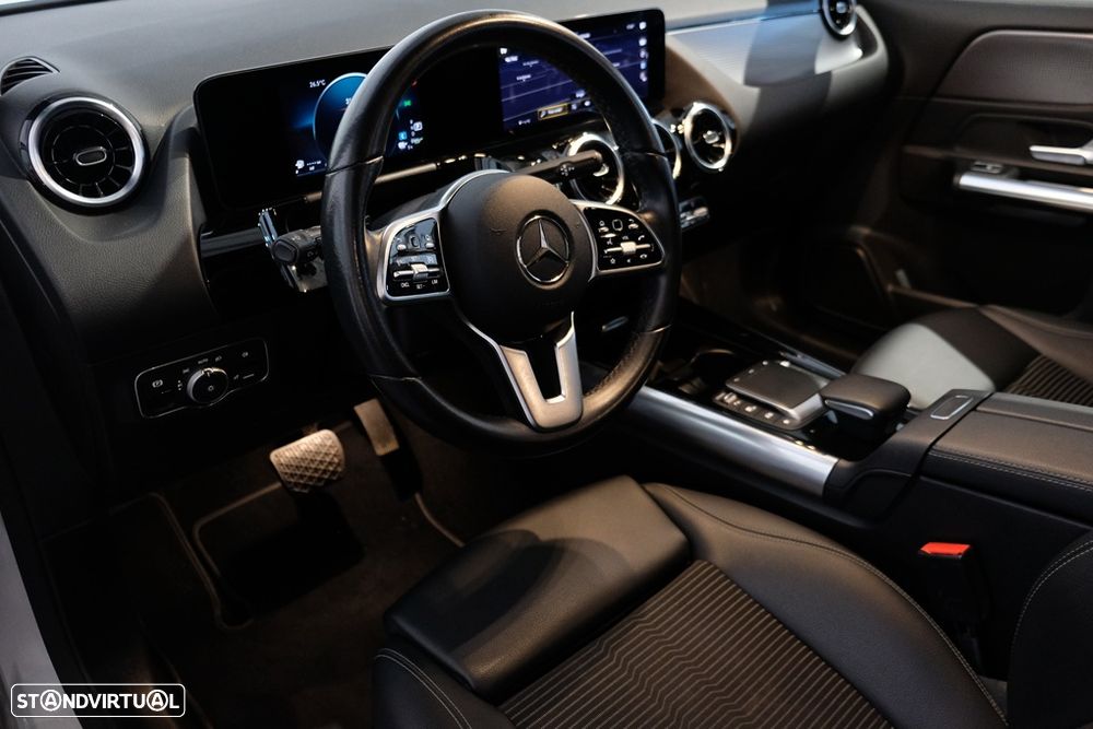 Mercedes-Benz GLA 250 e 8G-DCT Progressive - 12