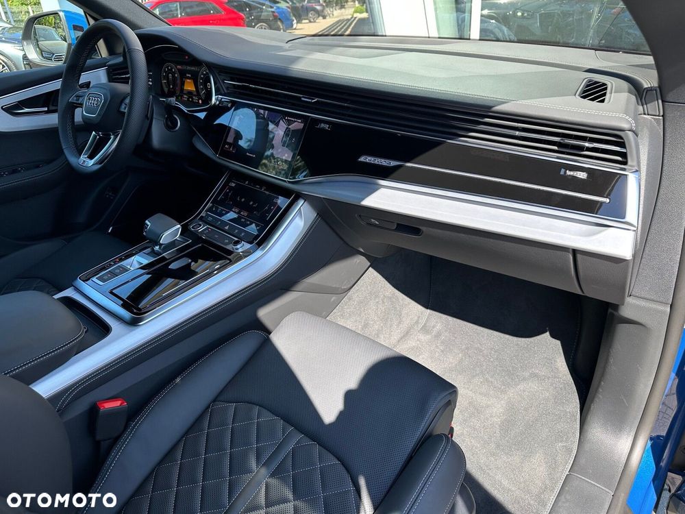 Audi Q8 - 22