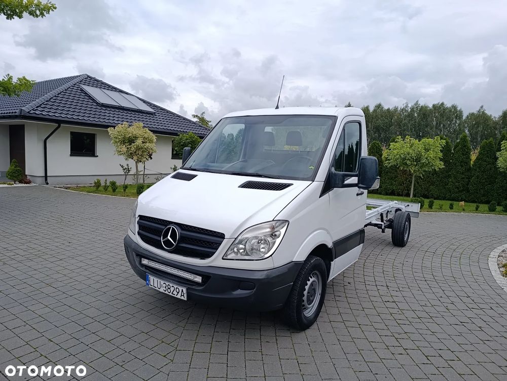 Mercedes-Benz Sprinter - 16