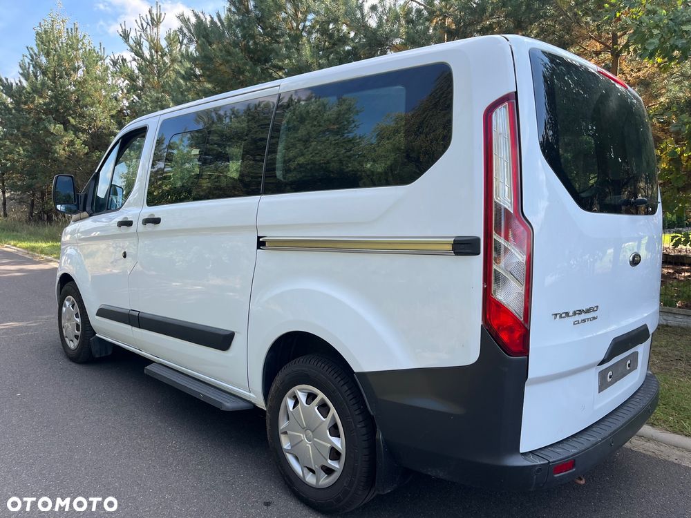 Ford Tourneo Custom - 6