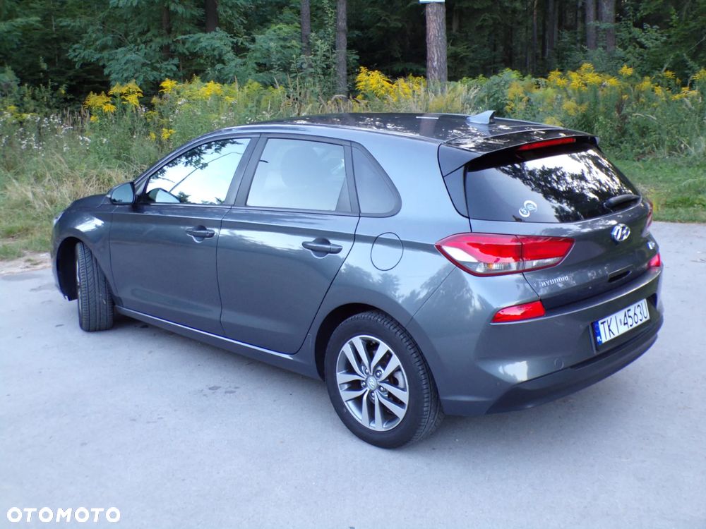 Hyundai i30 1.6 CRDI Intro Edition - 10