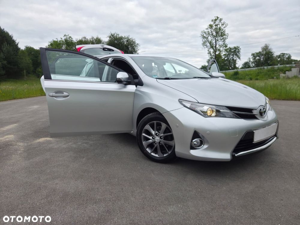 Toyota Auris 1.6 Valvematic Life - 26
