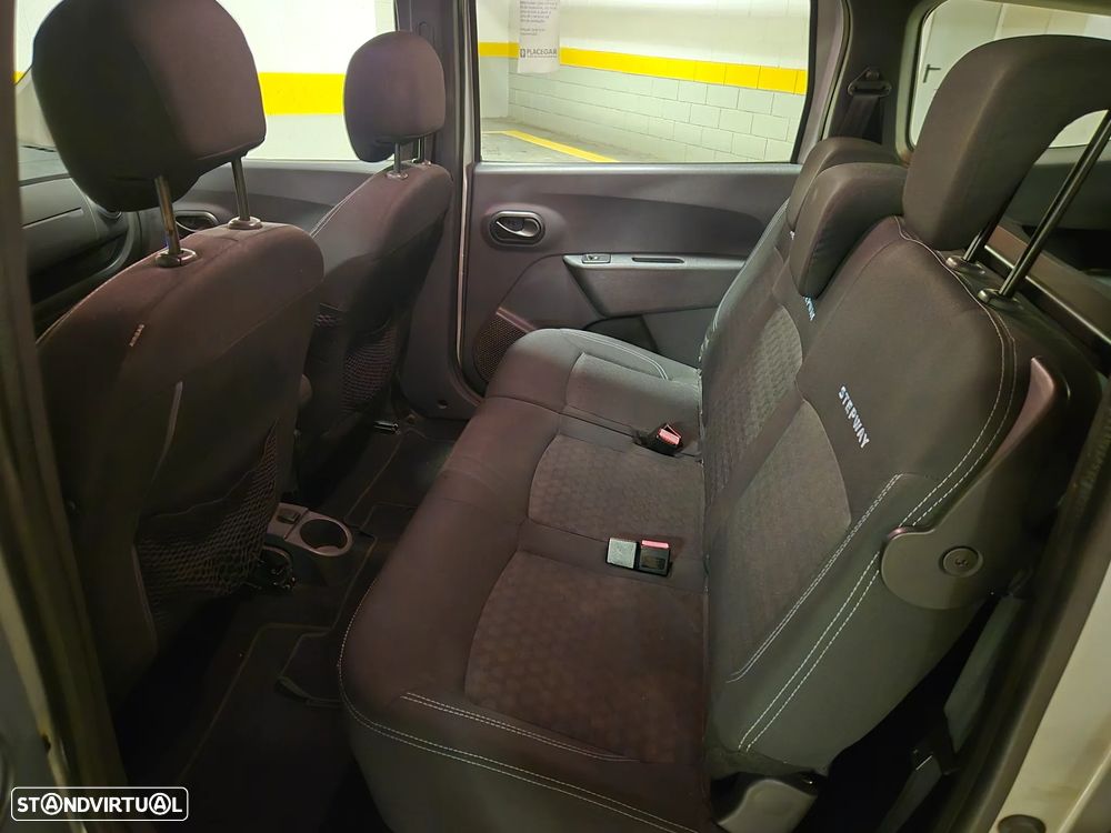 Dacia Lodgy 1.5 dCi Stepway 7L - 28